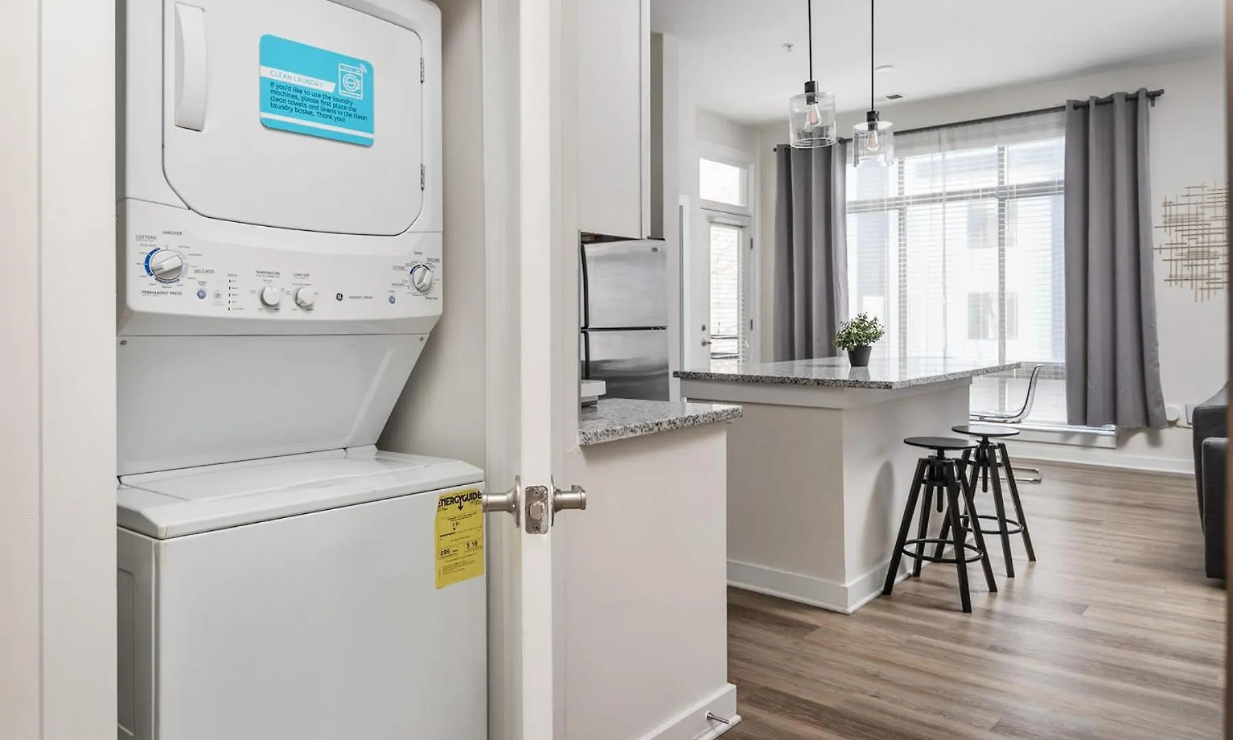 Spacious 2Bd With Private Balcony And Free Parking 2 Charlotte