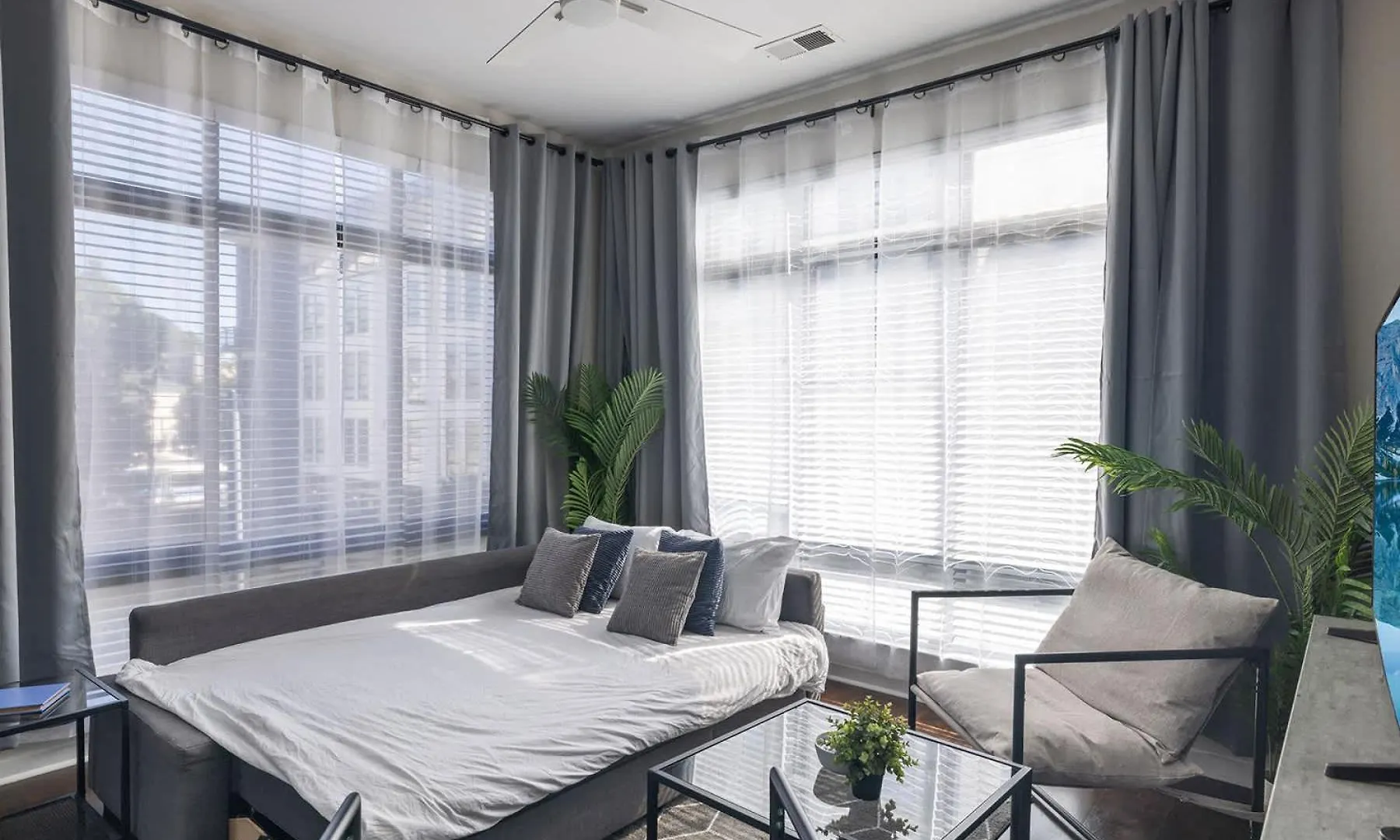 Spacious 2Bd With Private Balcony And Free Parking 2 Charlotte 0*,